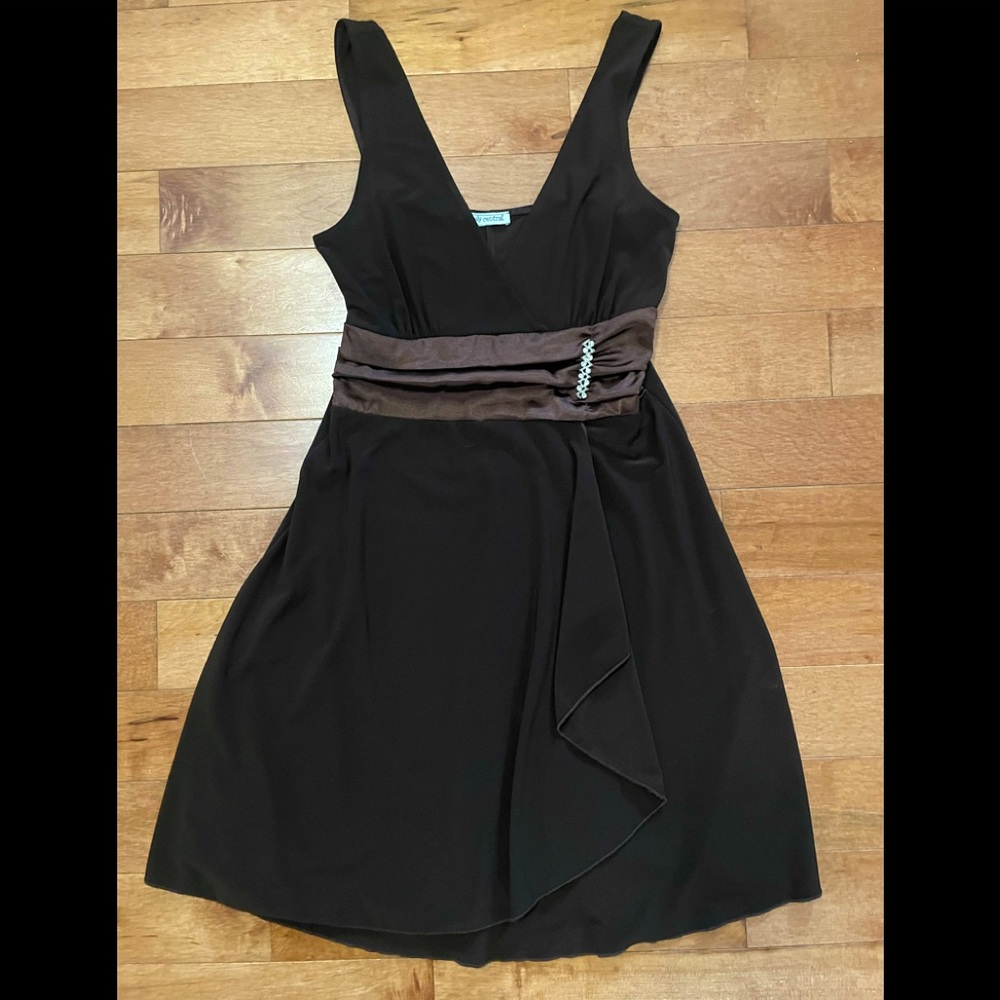 Super Cute Flowey Brown Summer fancy Dress!